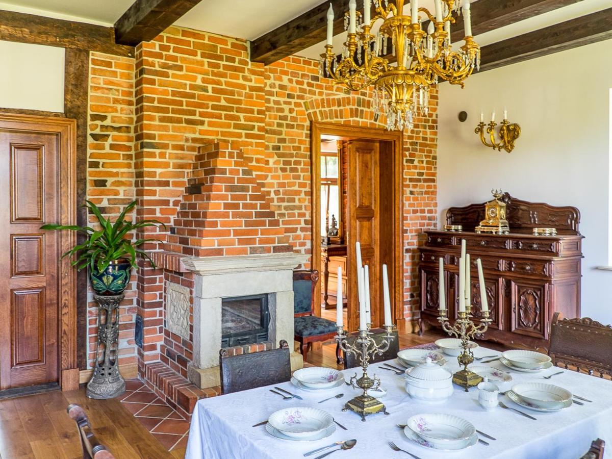 Bed and Breakfast Dwor Gogolewo Nad Warta à Ksiaz Wielkopolski Extérieur photo