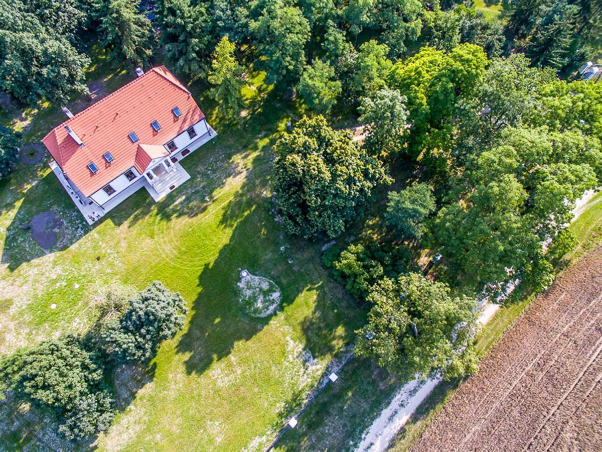 Bed and Breakfast Dwor Gogolewo Nad Warta à Ksiaz Wielkopolski Extérieur photo