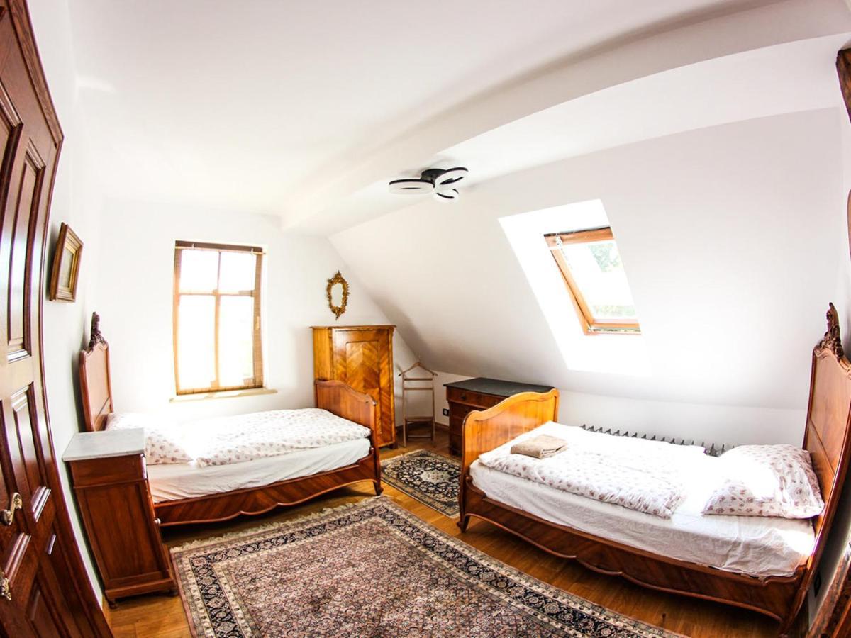 Bed and Breakfast Dwor Gogolewo Nad Warta à Ksiaz Wielkopolski Extérieur photo