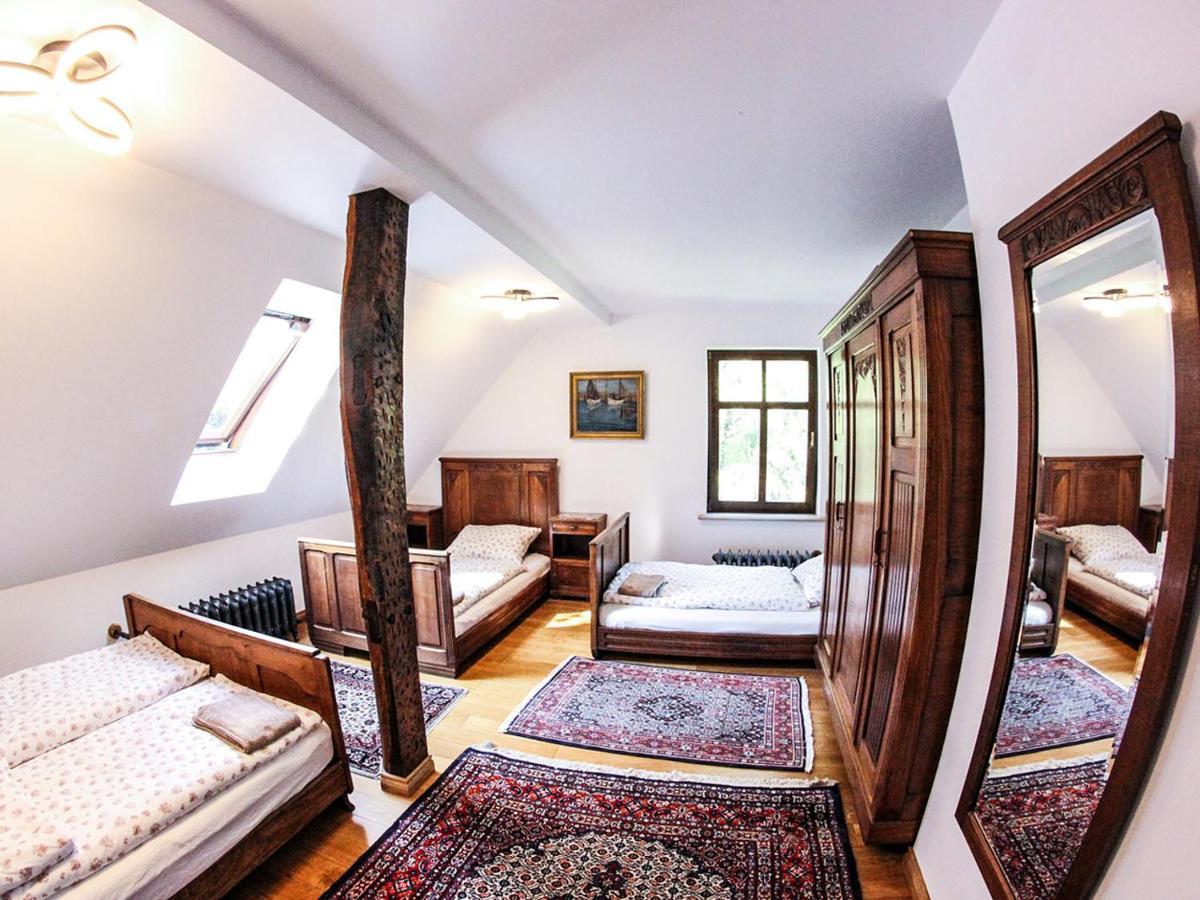 Bed and Breakfast Dwor Gogolewo Nad Warta à Ksiaz Wielkopolski Extérieur photo