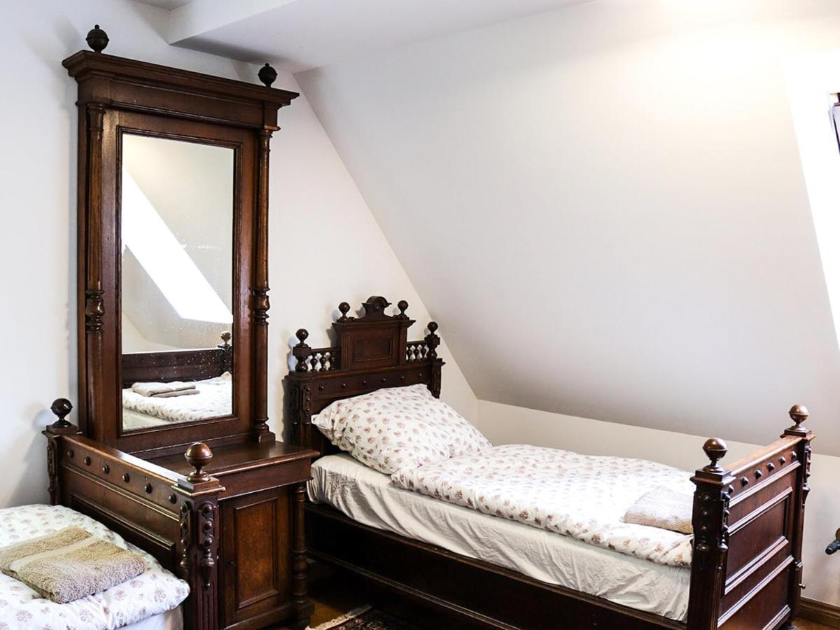 Bed and Breakfast Dwor Gogolewo Nad Warta à Ksiaz Wielkopolski Extérieur photo