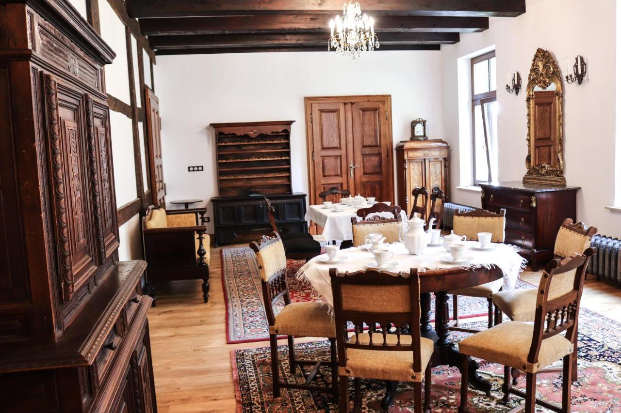 Bed and Breakfast Dwor Gogolewo Nad Warta à Ksiaz Wielkopolski Extérieur photo