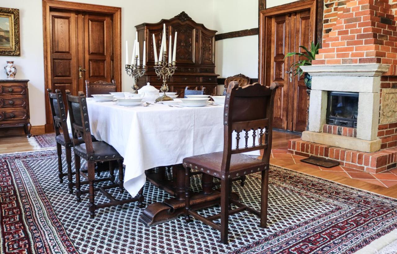 Bed and Breakfast Dwor Gogolewo Nad Warta à Ksiaz Wielkopolski Extérieur photo